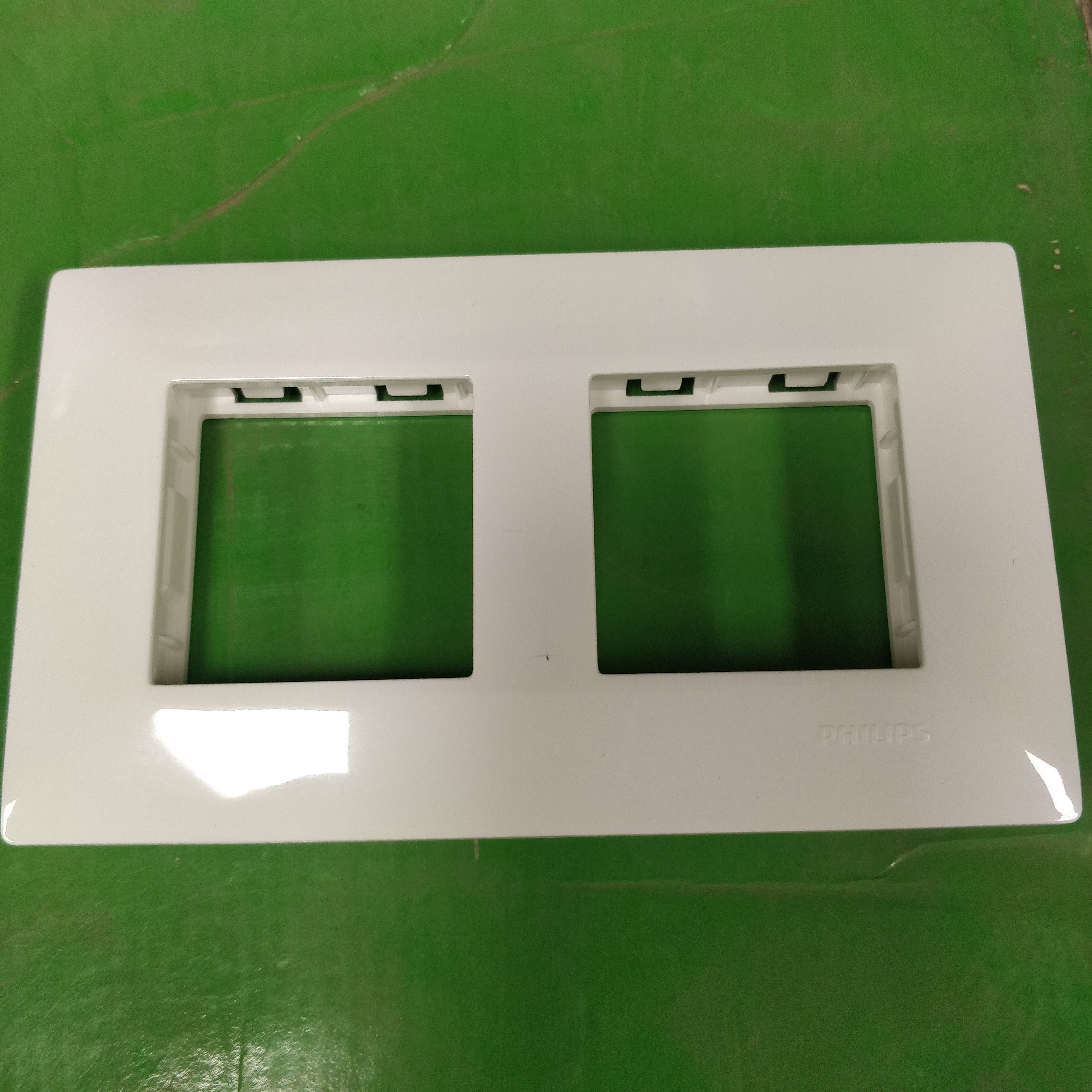 MOUNTING GRID COVER 4M SMART WHITE