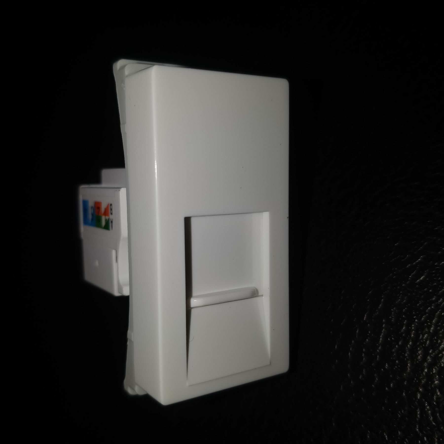 CONNECTOR RJ 45 WITH SOCKET SMART-WHITE