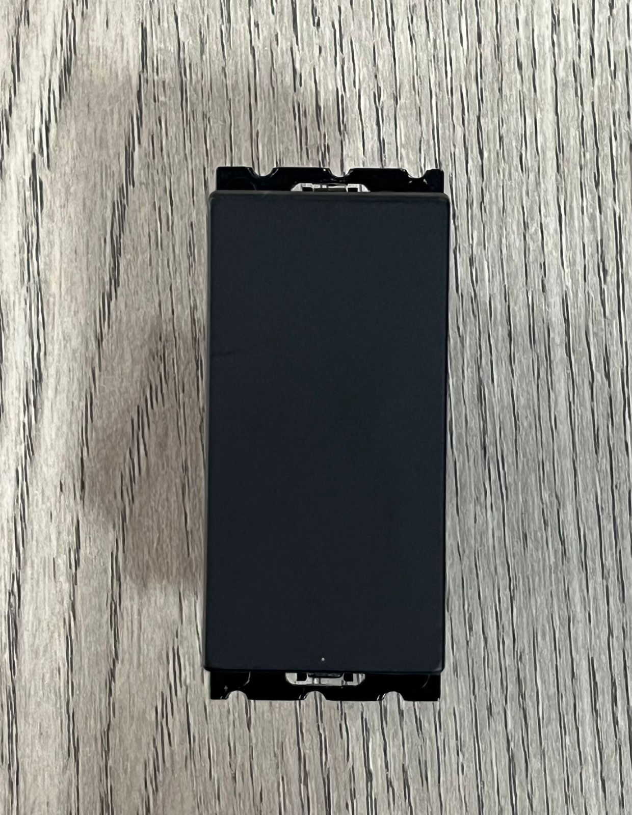 Switch 1M 1Way 10AX Durro Ebony Black